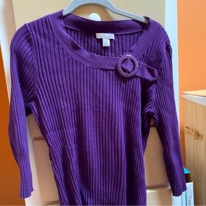 Sweater 70 %rayon 30 % nylon good condition